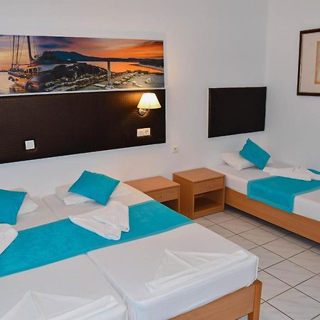 Blue Nest Hotel Tigkaki  Bagian luar foto