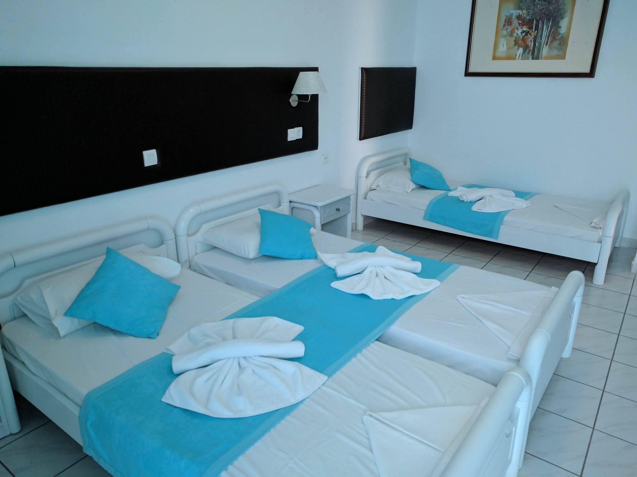 Blue Nest Hotel Tigkaki  Bagian luar foto