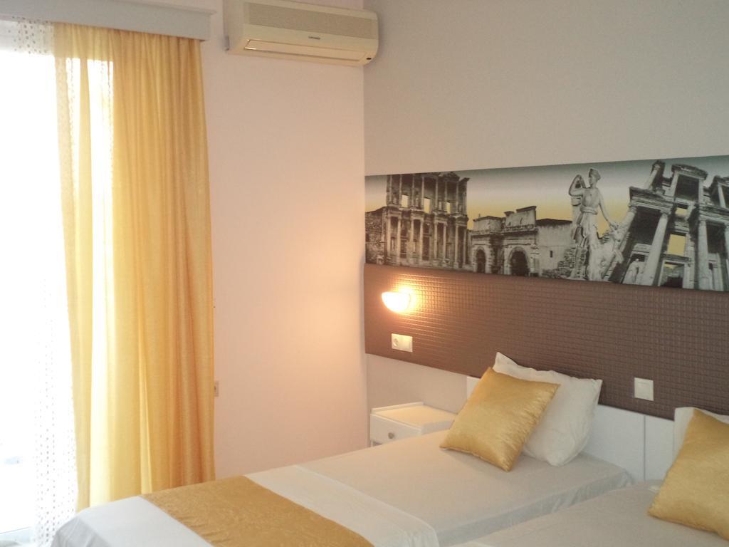 Blue Nest Hotel Tigkaki  Bagian luar foto