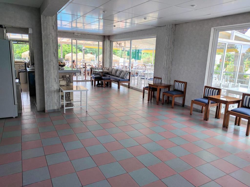 Blue Nest Hotel Tigkaki  Bagian luar foto